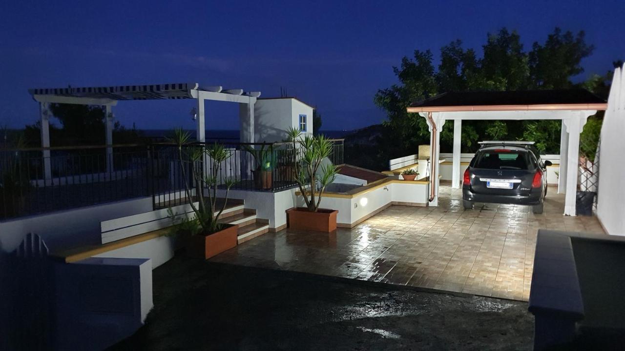 Casa Vacanze "Il Carrubo" Gagliano del Capo Extérieur photo
